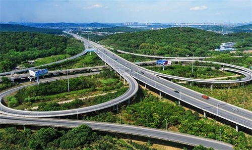 雁峰钢筋套筒应用于高速公路